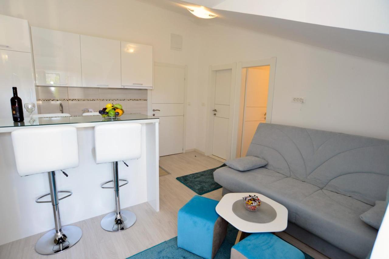 Apartmani Stefanija Tivat Exterior photo